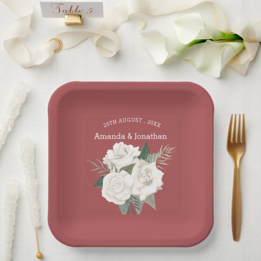 赤エレガント革と白のバラ結婚ズ ペーパープレート (ウェディング)