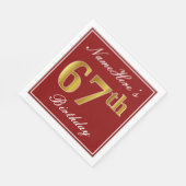 赤エレガント、フェイク金ゴールド67番目の誕生日+名前をカスタムする スタンダードランチョンナプキン (角)