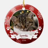 赤カスタムいクリスマスにペット猫の写真の手がプリント セラミックオーナメント (裏面)