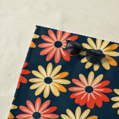 赤カラフルいオレンジ色の花のフローラ ビーチタオル (インサイチュ)