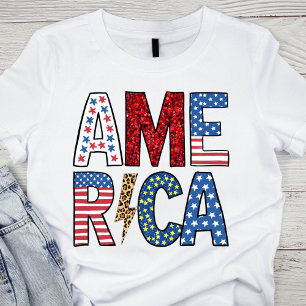 赤カラフル白と青の愛国心アメリカ Tシャツ