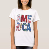 赤カラフル白と青の愛国心アメリカ Tシャツ (正面)