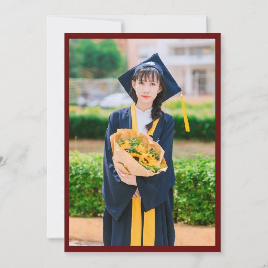 赤クラシックと白のスクリプトの卒業写真 招待状 (裏面)