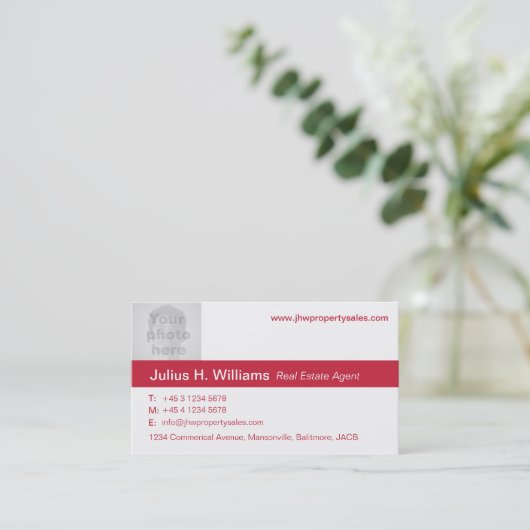 赤シンプルと白の写真赤のバック名刺 名刺 (スタンド正面)