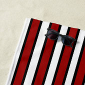 赤スタイリッシュ白と黒ストライプ色 ビーチタオル (インサイチュ)