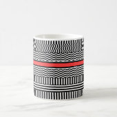 赤ストライプ色の白黒 コーヒーマグカップ (中央)