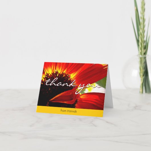 赤デイジー写真名前をカスタムするモダンありがとう サンキューカード (正面)