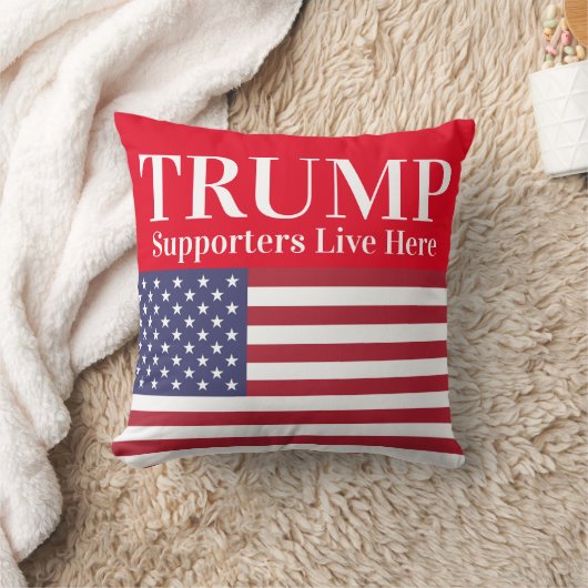 赤トランプ支持者はここにアメリカ国旗を住んでいる クッション