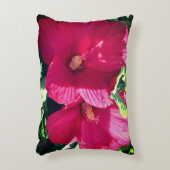 赤ハイビスカスフラワーペア閉じる アクセントクッション (正面(垂直))