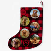 赤バッファロープレイドパーソナライズされたペット写真コラージュ スモールクリスマスストッキング (裏面)