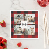 赤バッファロープレイド&コラージュの写真とイニシャル スタンダードランチョンナプキン (インサイチュ)