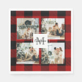 赤バッファロープレイド&コラージュの写真とイニシャル スタンダードランチョンナプキン (正面)