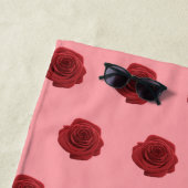 赤バラ花シームレスパターンビーチタオル ビーチタオル (インサイチュ)