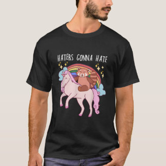 赤パンダに乗るユニコーン Tシャツ