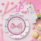 赤パーソナライズされたちゃんシャワー紙プレートピンク弓 ペーパープレート (パーティー)