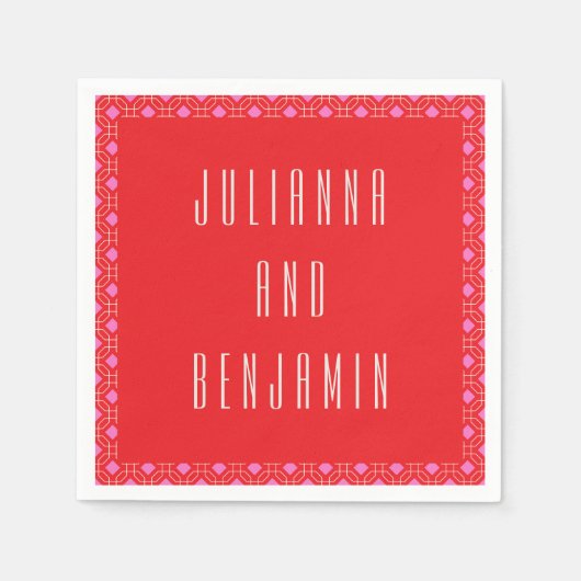 赤パーソナライズされたとピンクのジオメト結婚リの名前 スタンダードカクテルナプキン (正面)