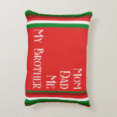赤パーソナライズされたと緑と白のクリスマス アクセントクッション (裏面(縦))