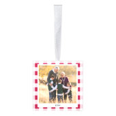 赤パーソナライズされた白の格子模様のクリスマスフォト キューブオーナメント (右)