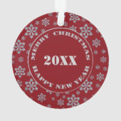 赤パーソナライズされた銀スノーフレークトインデア オーナメント (裏面)