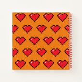 赤ピクセルハートパターン ノートブック (裏面)