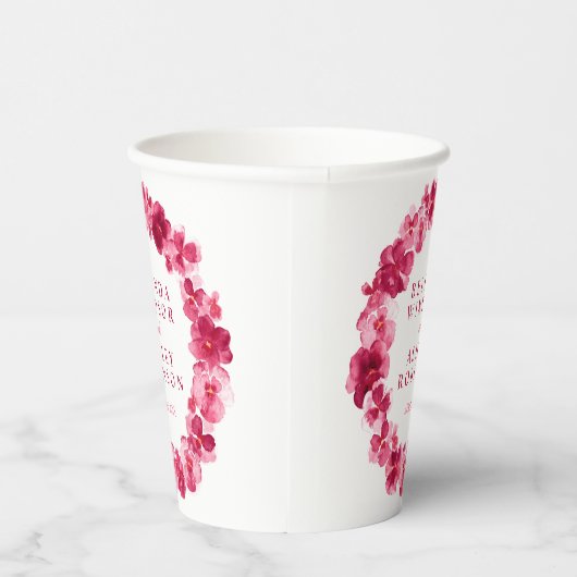 赤ピンクのパンジーの花リースの水結婚色 紙コップ (右)