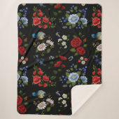 赤フェイクと青の花を刺繍 シェルパブランケット (正面)