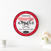赤フェイクネオンクラシック車ガレージ任意の名前 ラージ壁時計 (ホーム)