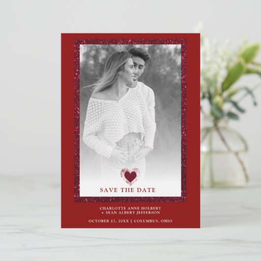赤フレーム輝くミニマリスト写真婚約したハート セーブザデート (スタンド正面)