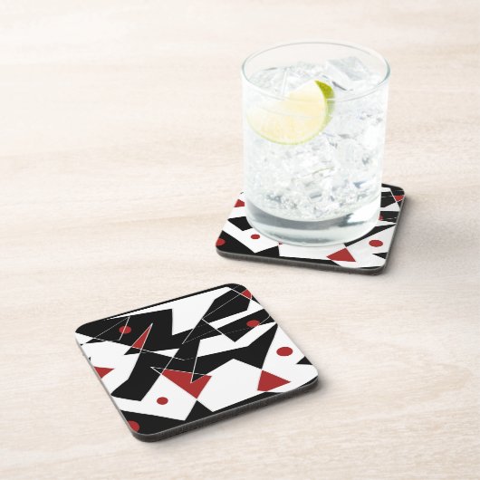 赤ボールのプラスチックコースターを見つける コースター (右側)