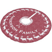 赤メリークリスマスファミリー名トナカイの矢印 ブラッシュドポリエステルツリースカート (アングル)