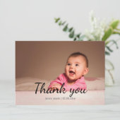 赤モダンちゃんガール赤ちゃんシャワーサンキューカード 招待状 (スタンド正面)