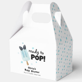 赤モダンちゃんシャワーの準備ができてアイスポップ・アートのクリームを弓る フェイバーボックス