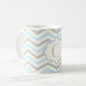 赤モダンちゃんブルー,グレー,アイボリーのシェブロン模様 コーヒーマグカップ (正面左)