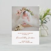 赤モダンちゃん写真エレガント誕生発表 箔招待状 (立ち正面)