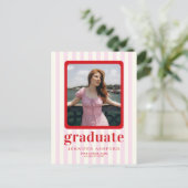 赤モダンとピンクのストライプ写真卒業パーティー ポストカード (スタンド正面)