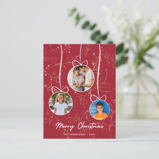 赤モダンスタイリッシュ金ゴールドクリスマス家族の写真 シーズンポストカード (スタンド正面)