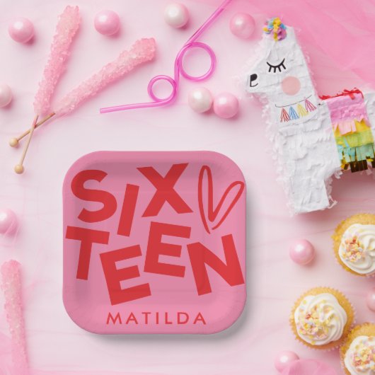 赤モダンミニマルピンクタイポグラフィ16歳 ペーパープレート (パーティー)