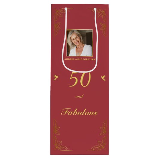 赤モダン金ゴールド50素晴らしい誕生日写真 ワインギフトバッグ (正面)