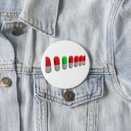 赤ユニークカプセルの中の緑の錠剤 缶バッジ (インサイチュ)