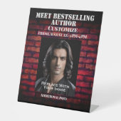 赤レンガ作家に会う 台座サイン (正面)