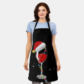 赤ワインのグラスSanta Hatクリスマスワインパジャマ エプロン (着用した状態)