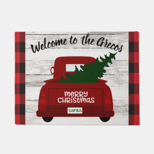 赤ヴィンテージトラックとクリスマスツリー歓迎マット ドアマット