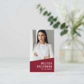 赤写真コンテンポラリーQRコードロゴ（縦） 名刺 (スタンド正面)