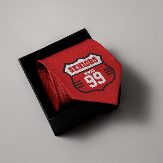 赤動揺して高齢者の道路標識 ネクタイ