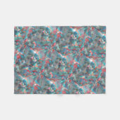 赤味がかった粗い壁の赤い桃とシアンの斑点 フリースブランケット (正面(横))