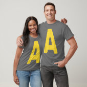 赤地に黄色のアルファベットAの文字 ハロウィン コスチューム Tシャツ (ユニセックス)