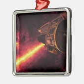 赤外線の空に見えるスピッツァー メタルオーナメント (左)