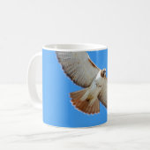 赤後につかれたタカのマグ コーヒーマグカップ (正面左)