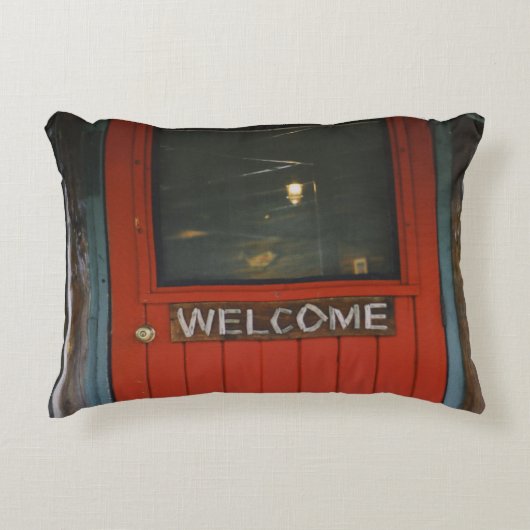 赤木製閉扉 アクセントクッション (正面)