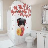 赤桜こけし人形かわいい芸者ガール シャワーカーテン (インサイチュ)
